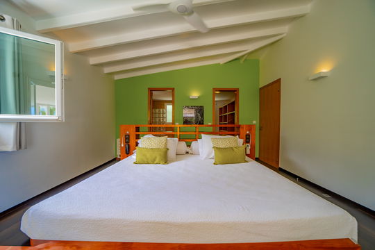 VILLA JARDIN D'EMMANUEL BEDROOM2 3