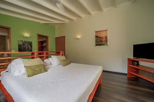VILLA JARDIN D'EMMANUEL BEDROOM2 4