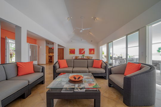 VILLA JARDIN D'EMMANUEL LIVING AREA 3