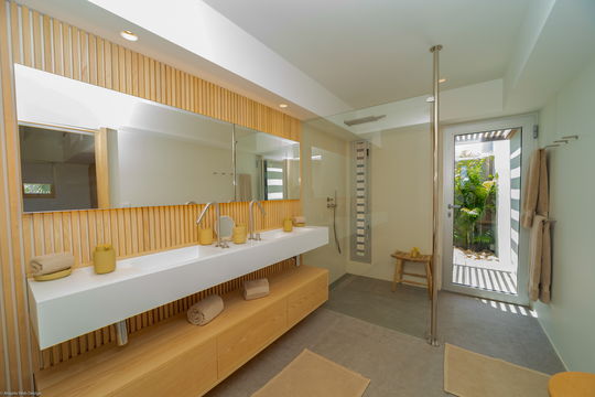 VILLA PAULISTA BEDROOM1 10