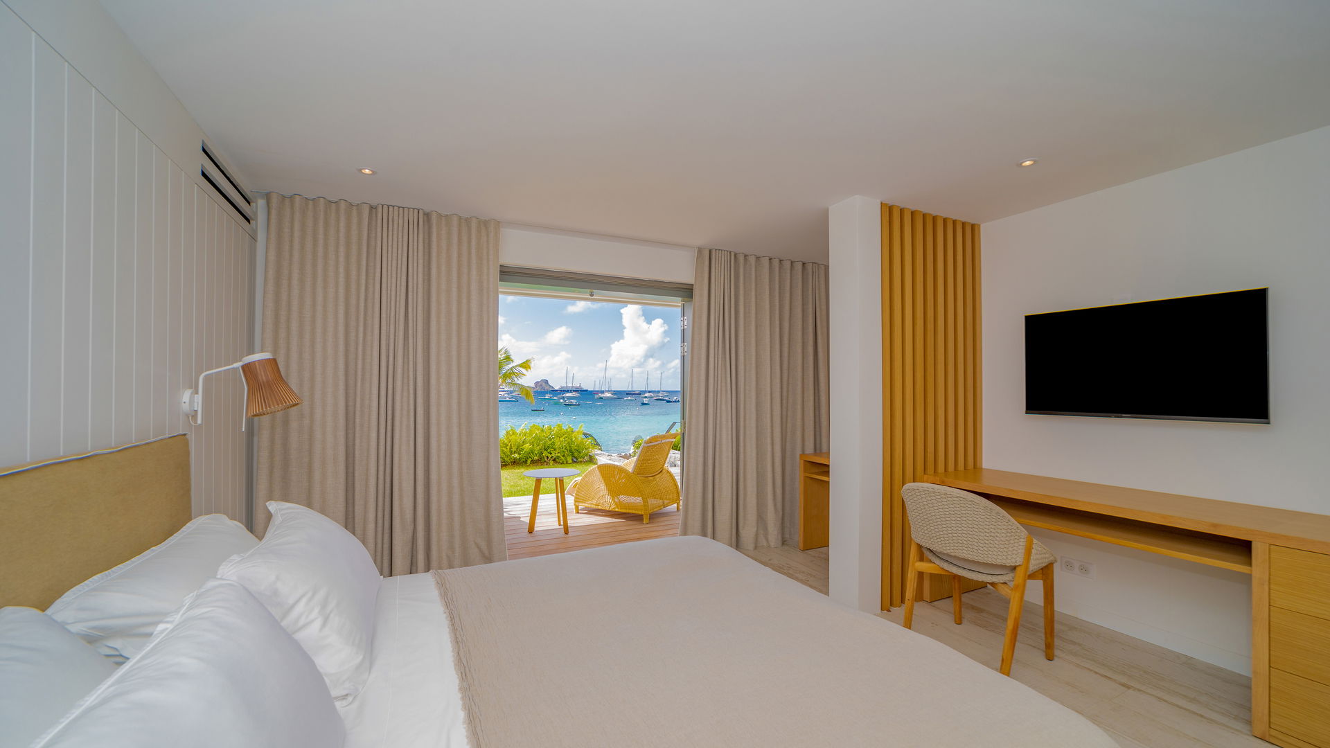 BEDROOM 1