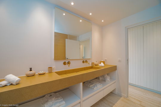 VILLA COLETTE BEDROOM1 9
