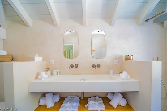 VILLA COLETTE BEDROOM5 14