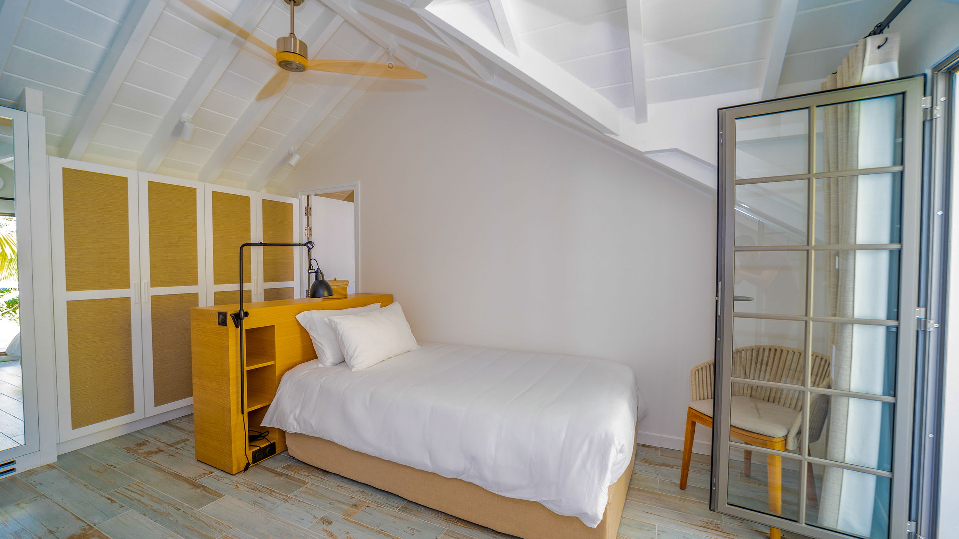 BEDROOM 5