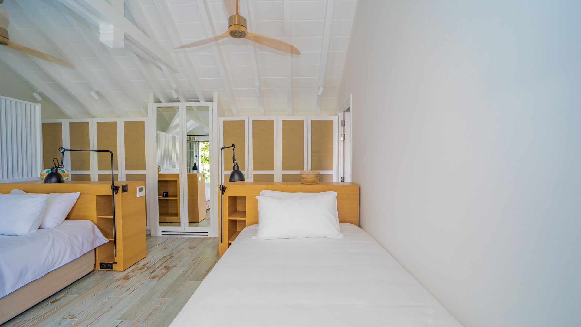 BEDROOM 5