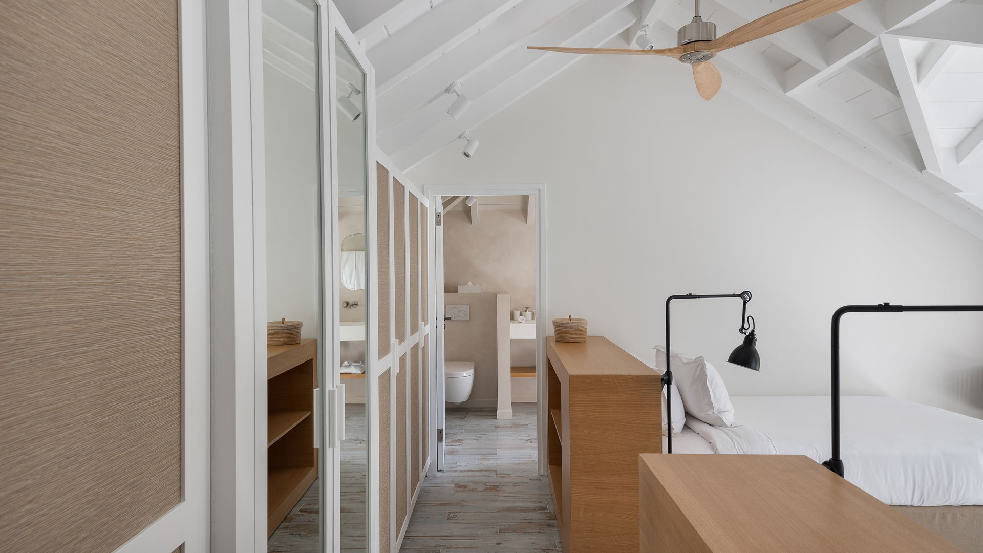 BEDROOM 5