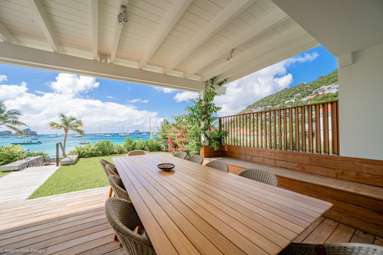 VILLA COLETTE KITCHEN & DINING AREA 15
