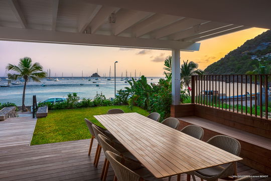 VILLA COLETTE KITCHEN & DINING AREA 19