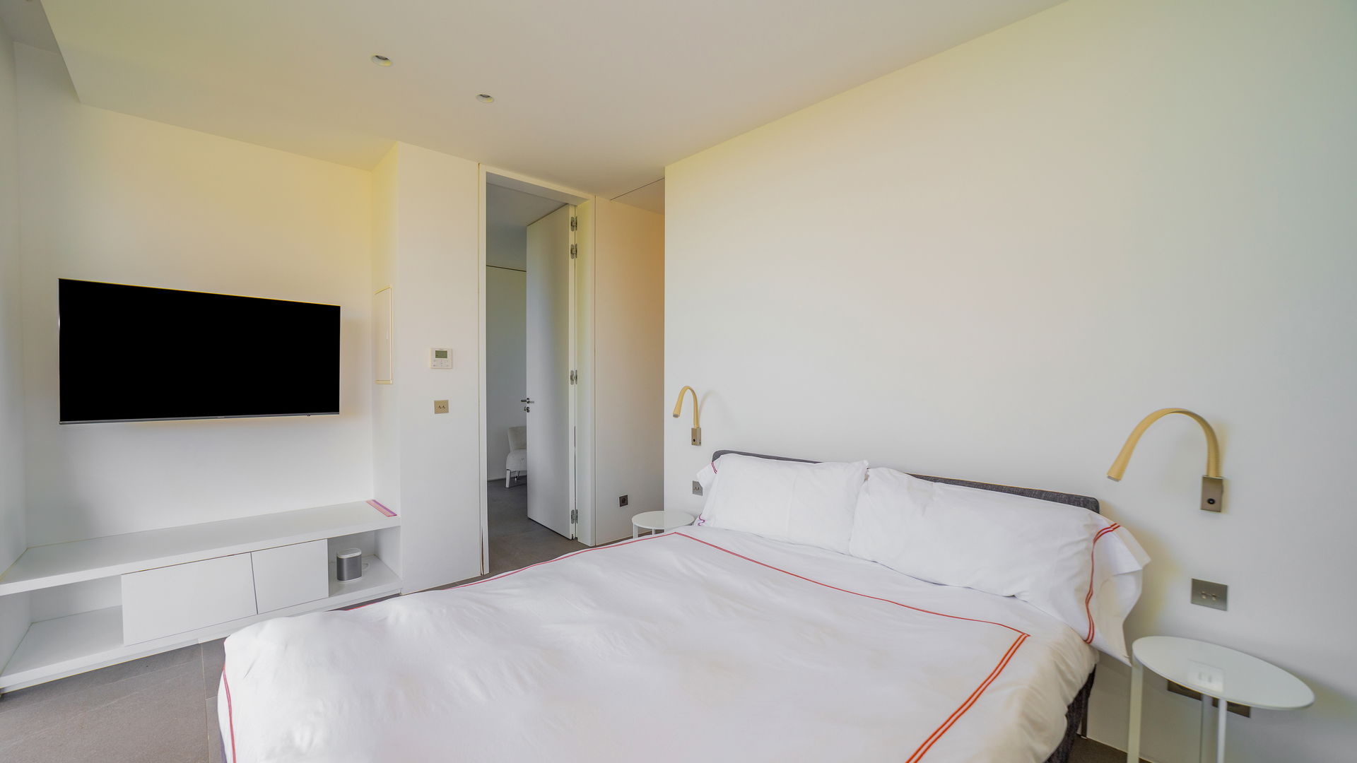 BEDROOM 5
