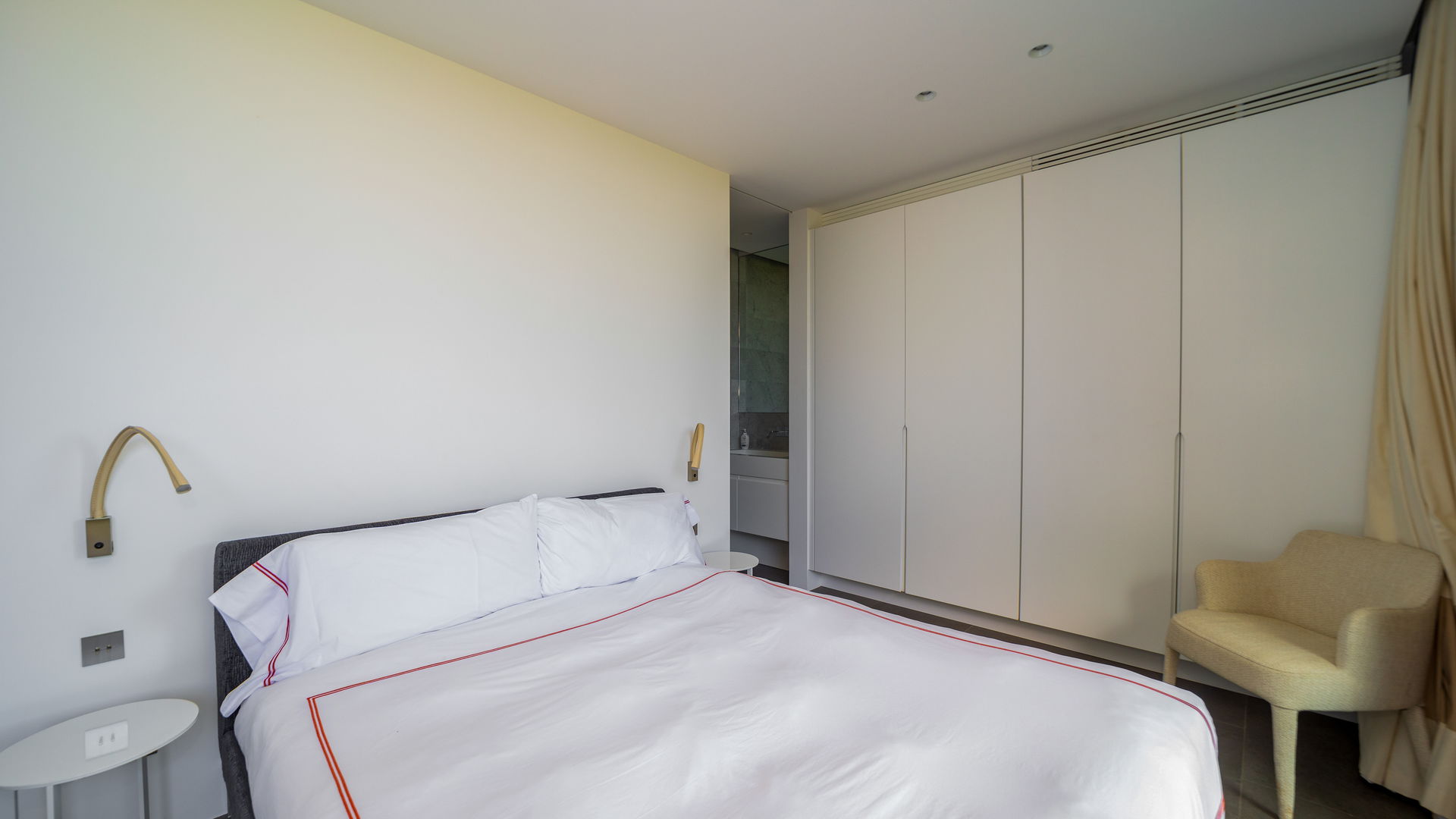 BEDROOM 5