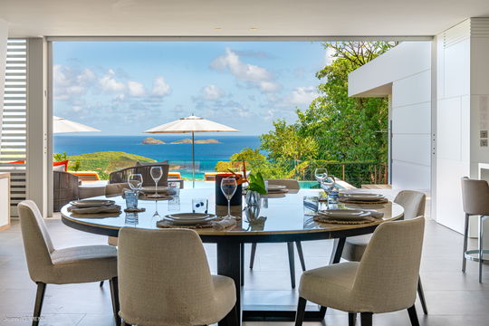 VILLA PANORAMIC KITCHEN & DINING AREA 9