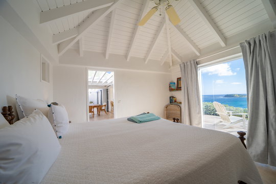 VILLA CARAMBA BEDROOM1 5