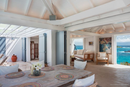 VILLA CARAMBA KITCHEN & DINING AREA 2