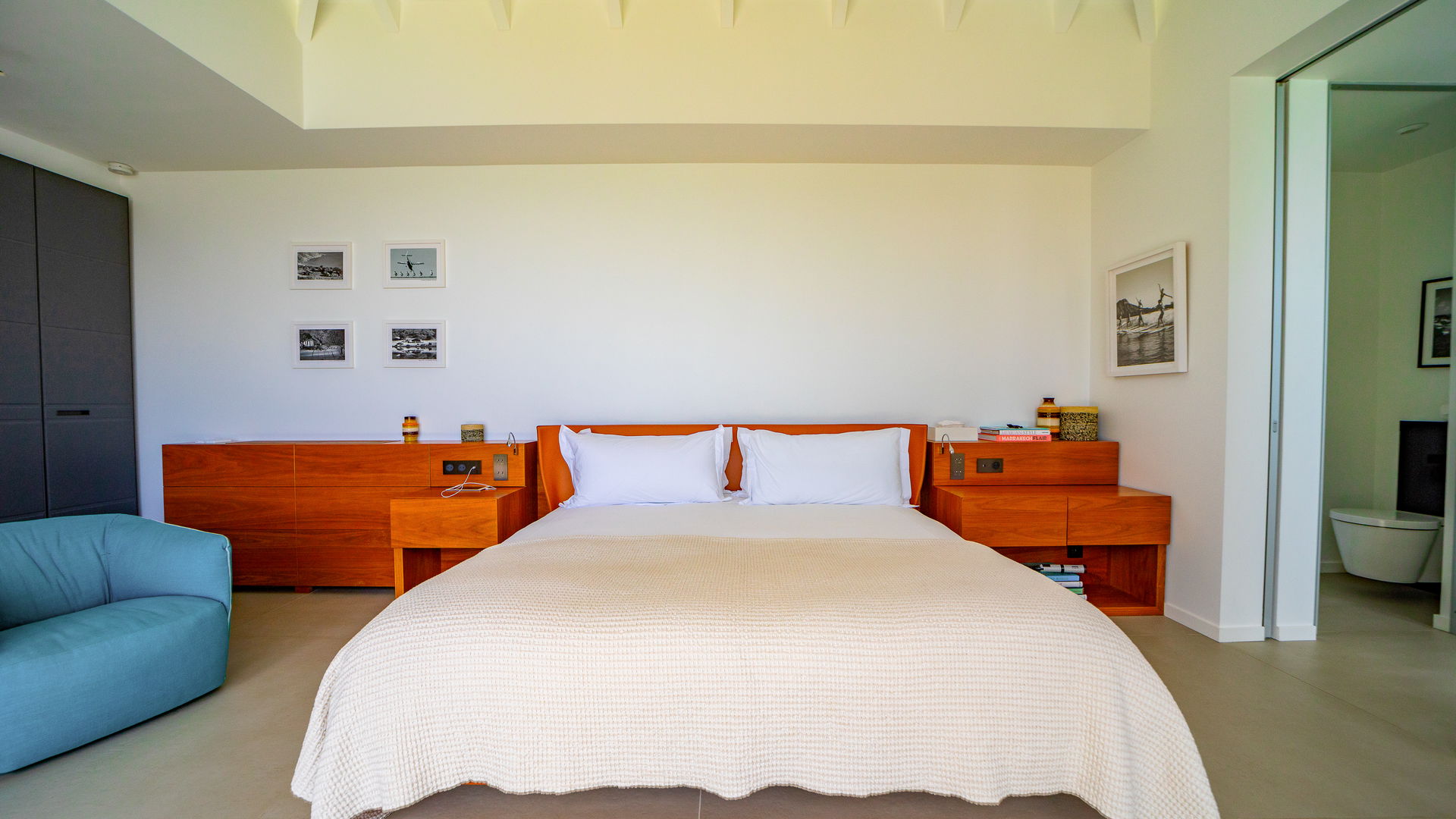 BEDROOM 1