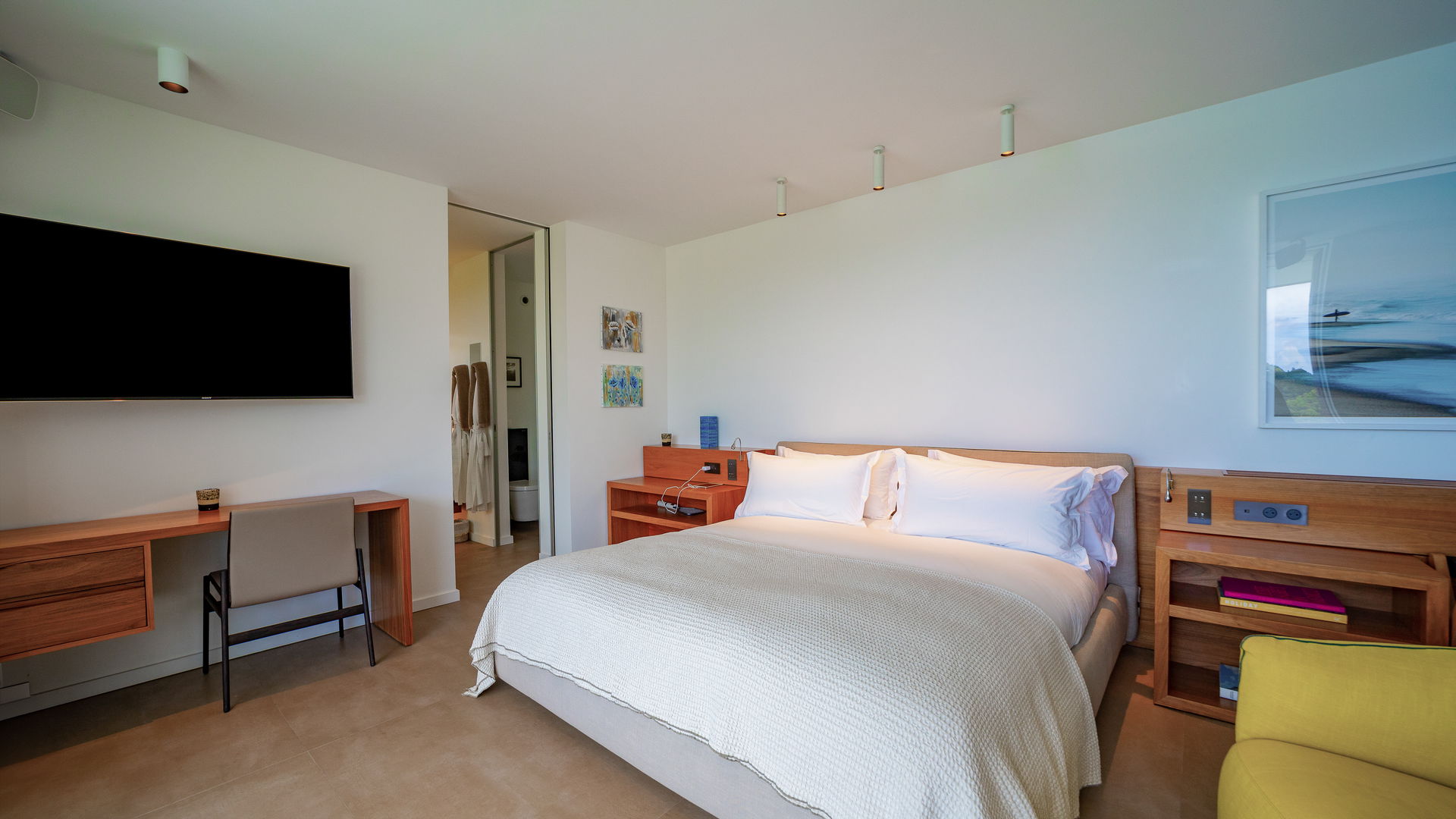 BEDROOM 3