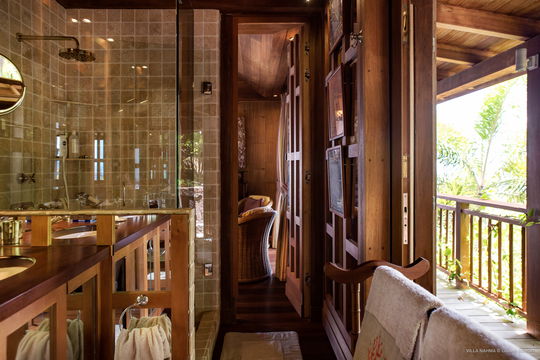 VILLA NAHMA BEDROOM1 13