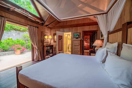 VILLA NAHMA BEDROOM2 8