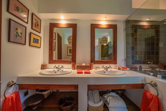 VILLA NAHMA BEDROOM4 5