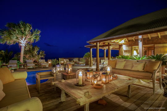 VILLA NAHMA BY NIGHT 7