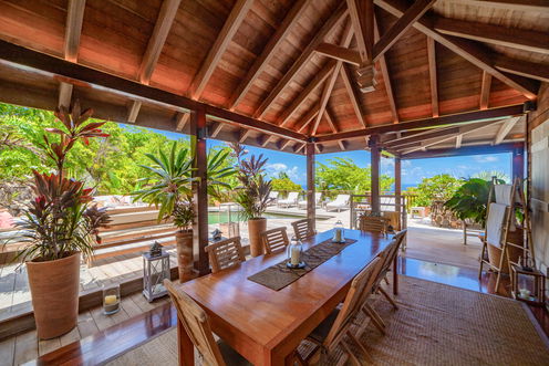 VILLA NAHMA KITCHEN & DINING AREA 7