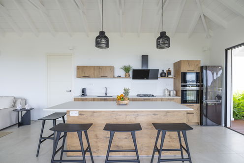 VILLA AMALUR KITCHEN & DINING AREA 2