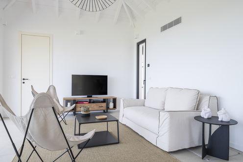 VILLA AMALUR LIVING AREA 3