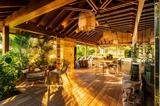 VILLA LARIMAR KITCHEN & DINING AREA 4
