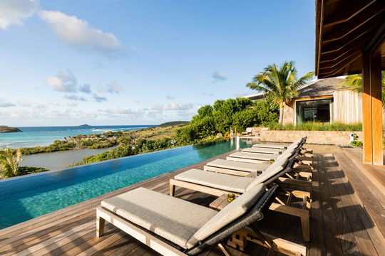 VILLA LARIMAR POOL & TERRACE 5