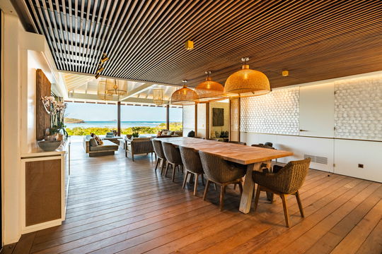 VILLA LAZULI KITCHEN & DINING AREA 1