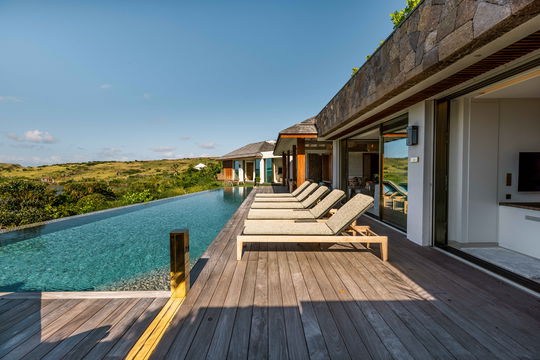 VILLA LAZULI POOL & TERRACE 3