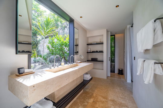 VILLA NEVER SAY NEVER BEDROOM1 11