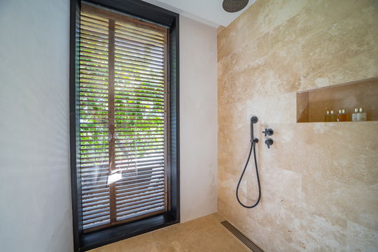 VILLA NEVER SAY NEVER BEDROOM1 12