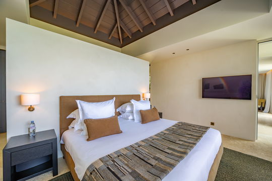 VILLA NEVER SAY NEVER BEDROOM1 6