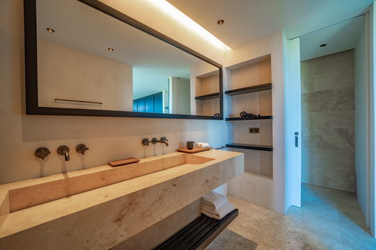 VILLA NEVER SAY NEVER BEDROOM4 13