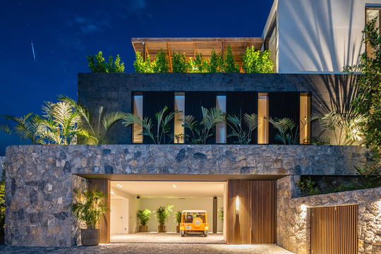 VILLA NEVER SAY NEVER BY NIGHT 3