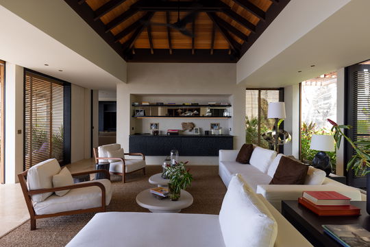 VILLA NEVER SAY NEVER LIVING AREA 4