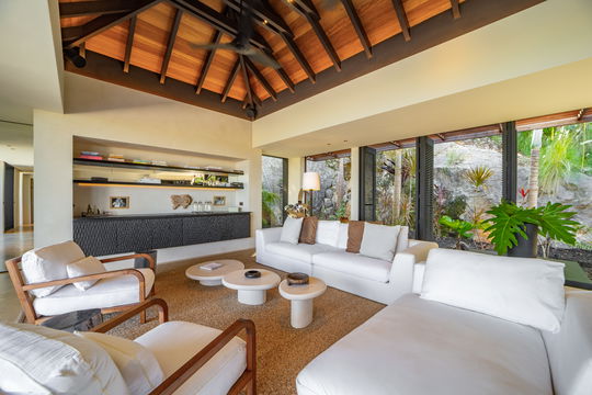 VILLA NEVER SAY NEVER LIVING AREA 7