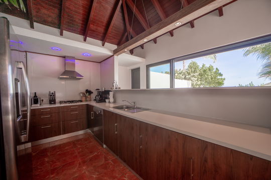 VILLA DO DRAGAN KITCHEN & DINING AREA 5