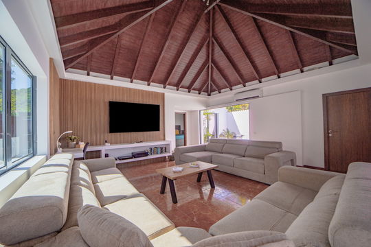 VILLA DO DRAGAN LIVING AREA 2