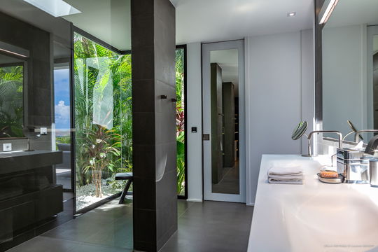 VILLA INDYANA BEDROOM2 11