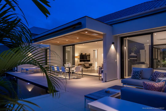 VILLA INDYANA BY NIGHT 5