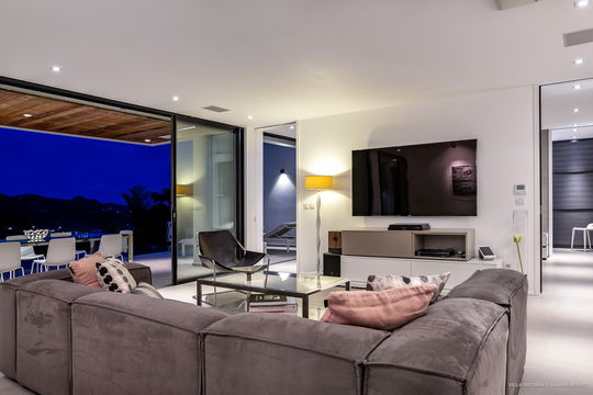VILLA INDYANA LIVING AREA 12