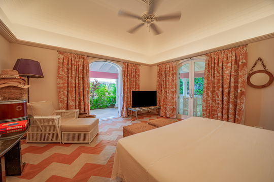 VILLA MUSTIQUE BEDROOM1 4