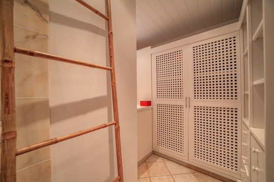 VILLA MUSTIQUE BEDROOM1 9
