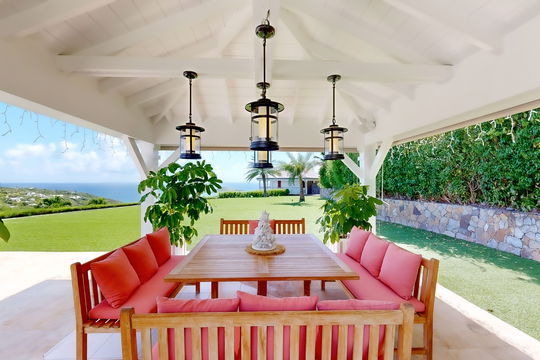 VILLA MUSTIQUE KITCHEN & DINING AREA 11