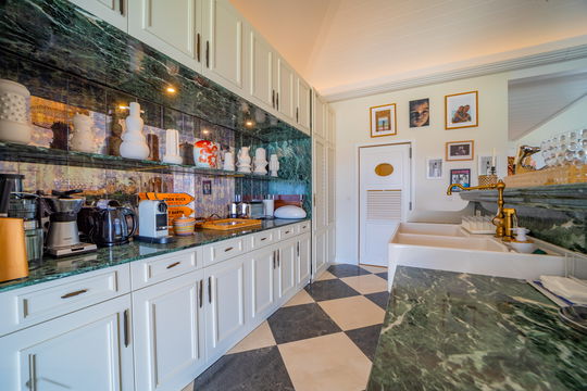 VILLA MUSTIQUE KITCHEN & DINING AREA 5