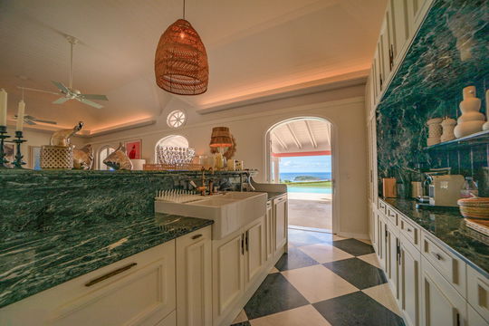 VILLA MUSTIQUE KITCHEN & DINING AREA 7