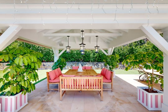 VILLA MUSTIQUE KITCHEN & DINING AREA 9