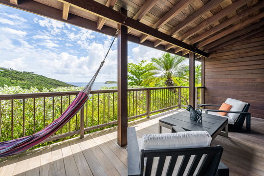 VILLA LITTLE GIRASOL BEDROOM1 13