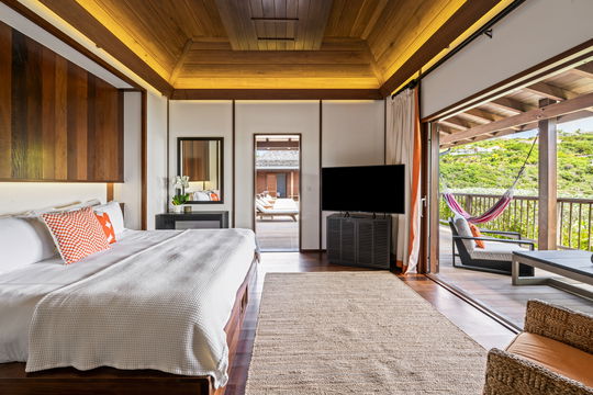 VILLA LITTLE GIRASOL BEDROOM1 3